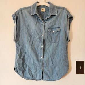 🌸GAP blue cotton button down cap sleeve top oversized XS